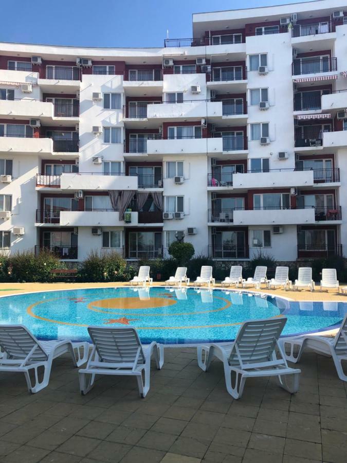 Fort Noks Panorama I Marina Apartment Elenite Bagian luar foto